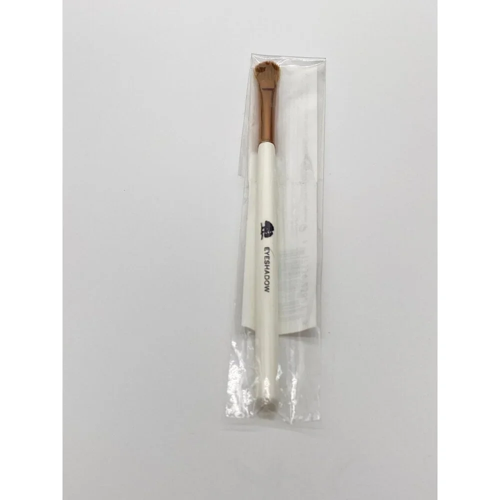 Origins Eyeshadow Placement Brush